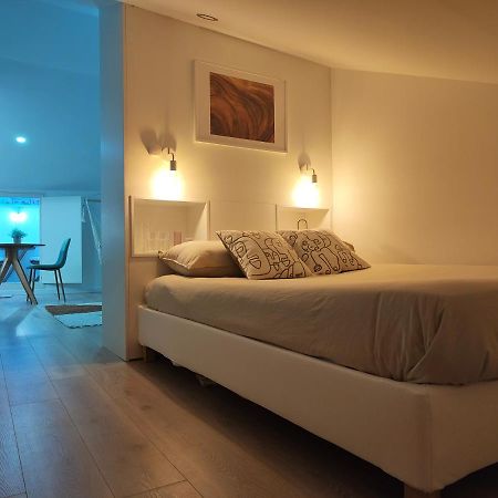 Wood Essence Apartment - Cozy Balcony Коимбра Экстерьер фото